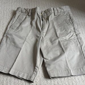 Vineyard vines, khaki shorts